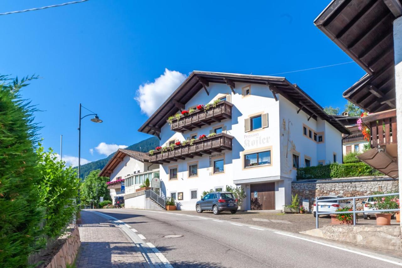 Pension Kofler Vollan Buitenkant foto